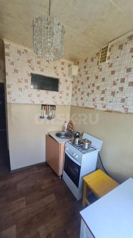 Продается 1-х комнатная квартира по адресу: ул. - Орск
