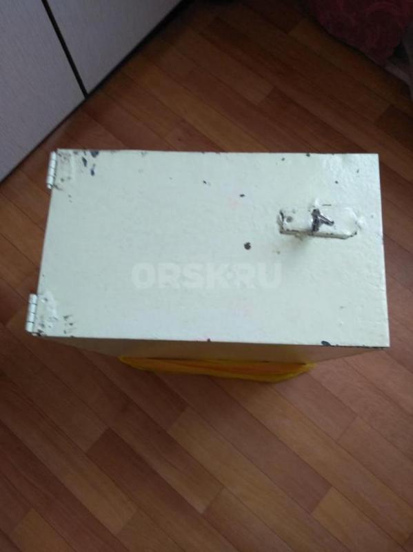 Продам металлический ящик с ключом - Орск