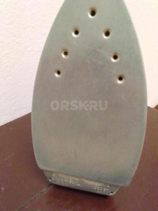 Утюг рабочий, нагревается быстро - Орск