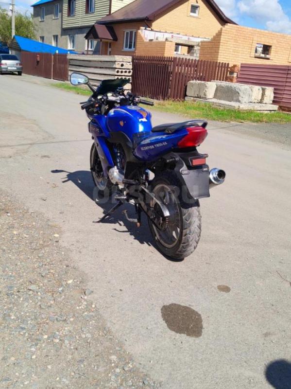 Продам скорпион 3 ( объем 72 куба ) 
  Мотор отличный коробка нормальная 
  Резина отличная 
  Св - Гай