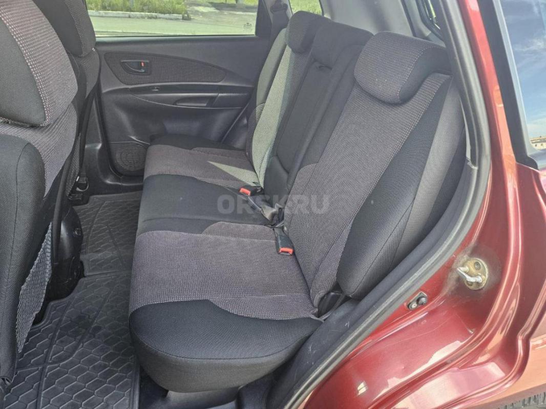 Продам Hyundai Tucson в идеальном состоянии! 
2.0 МКПП, 2008 г. - Орск