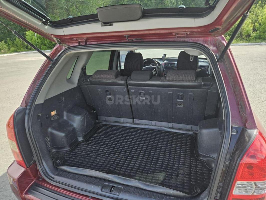 Продам Hyundai Tucson в идеальном состоянии! 
2.0 МКПП, 2008 г. - Орск