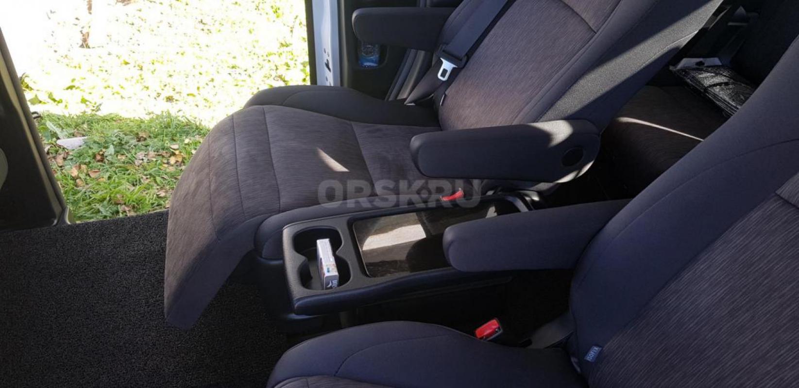 TOYOTA ALPHARD HYBRID 2014г. - Орск
