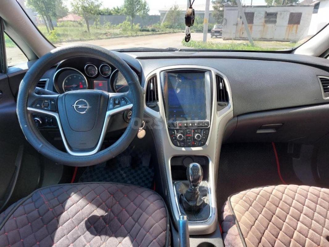 Срочно Продам OPEL ASTRA, Эксплуатация с 2012г. - Орск