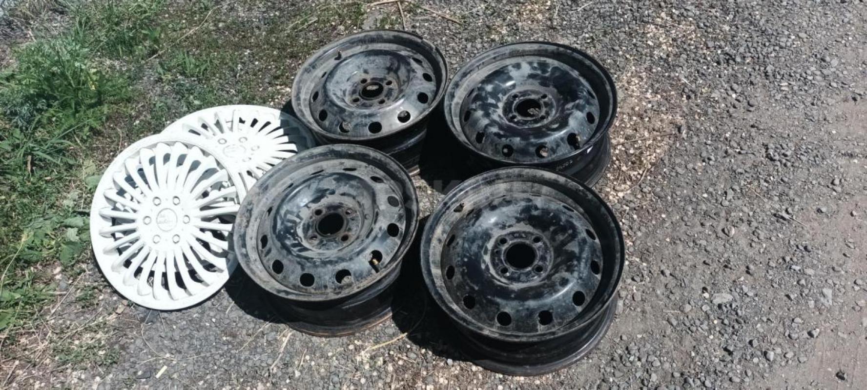 Продам штампы с колпаками R 15 4×100 60.1  Не гнуты, не катаны, не крашеные. - Гай