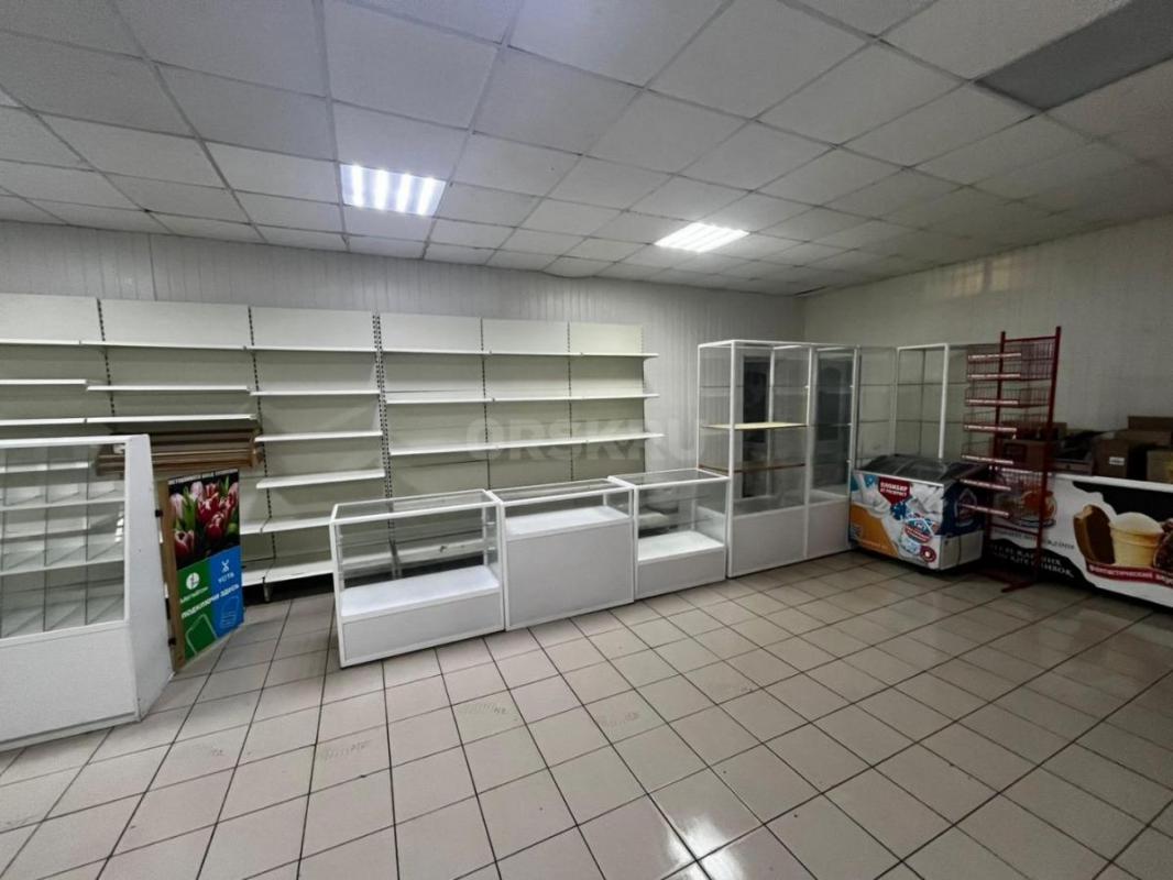 Сдам в аренду здание магазина в с. - Орск