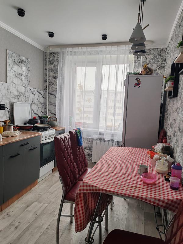 Продам 3- комнатную квартиру улучшенной планировки. - Новотроицк