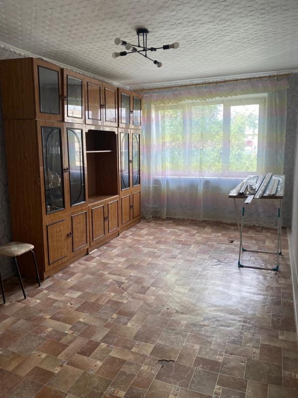 сдам квартиру на длительный срок 
в квартире есть все необходимое 
стиральная машина, холодильник - Новотроицк