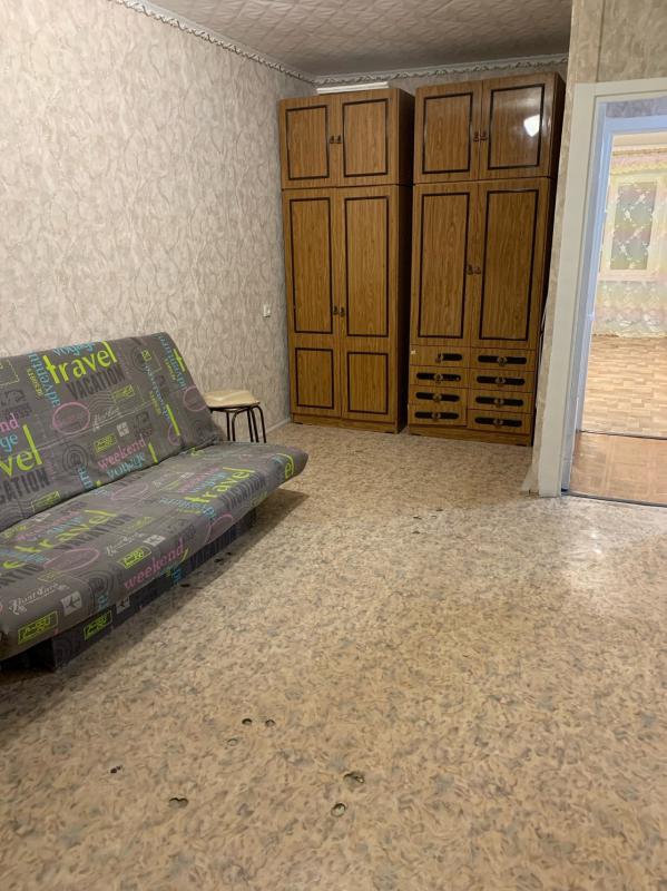 сдам квартиру на длительный срок 
в квартире есть все необходимое 
стиральная машина, холодильник - Новотроицк