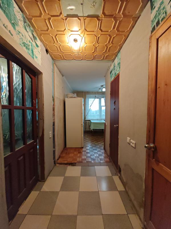 Продаётся однокомнатная квартира улучшенной планировки в городе Новотроицке по адресу улица Юных Лен - Новотроицк