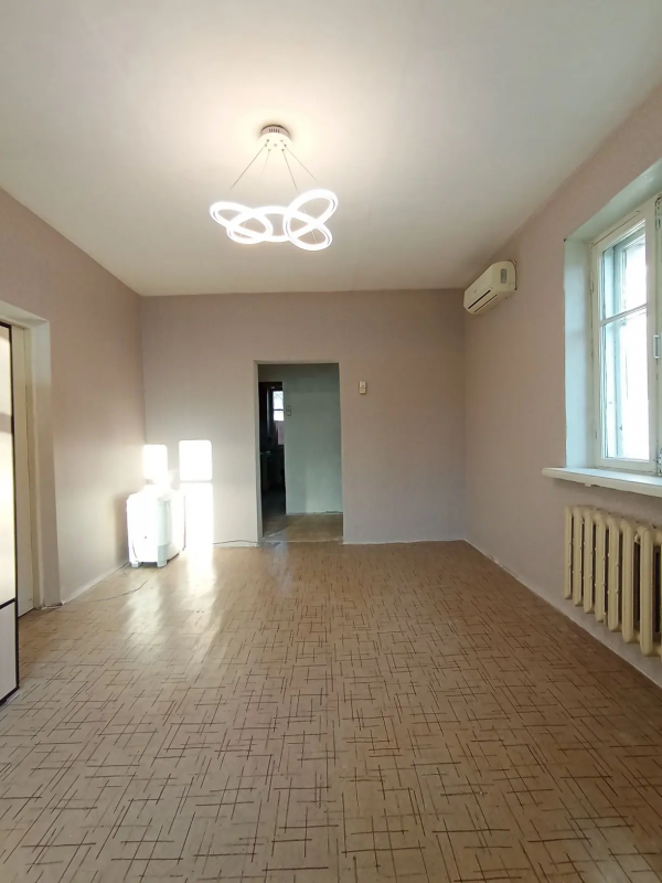 Продается 2-х комнатная квартира на втором этаже в тихом районе города
по адресу улица Свистунова д - Новотроицк