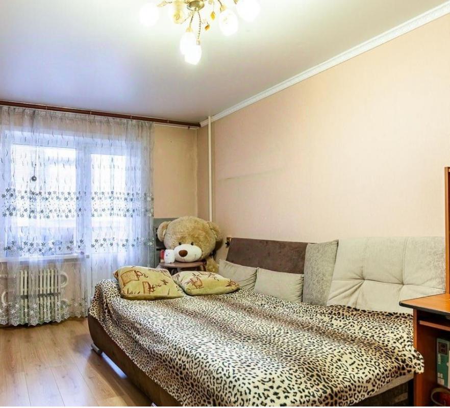 Сдам однокомнатную квартиру на длительный срок по адресу: Губина, 6 рядом школы и сады, все магазины - Новотроицк