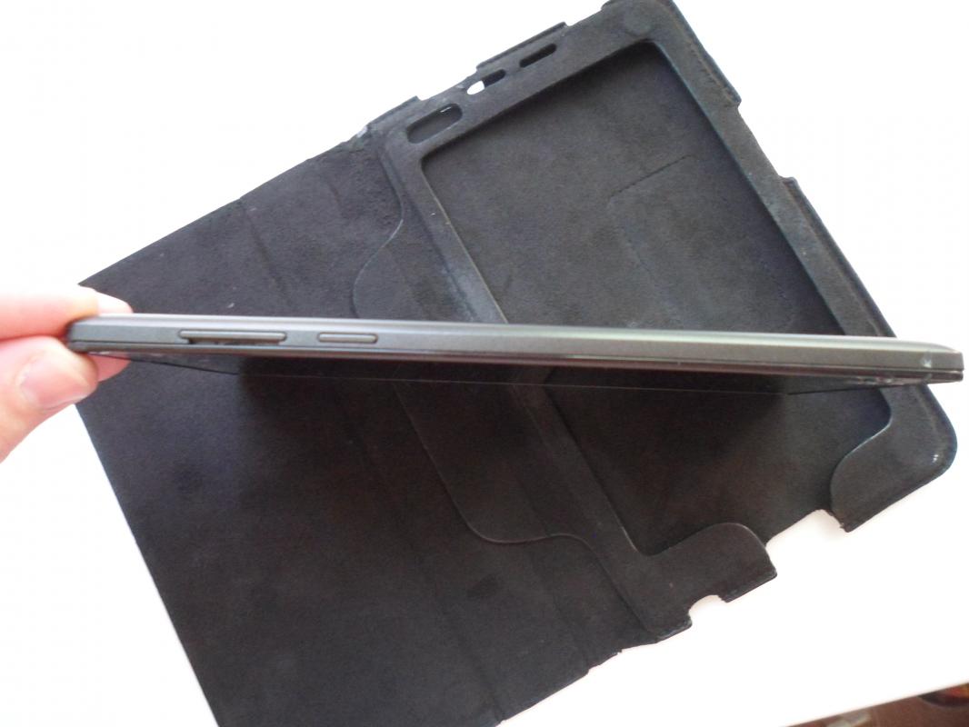 Планшет Lenovo TAB 2 A7-30DC c разбитым экраном. - Новотроицк