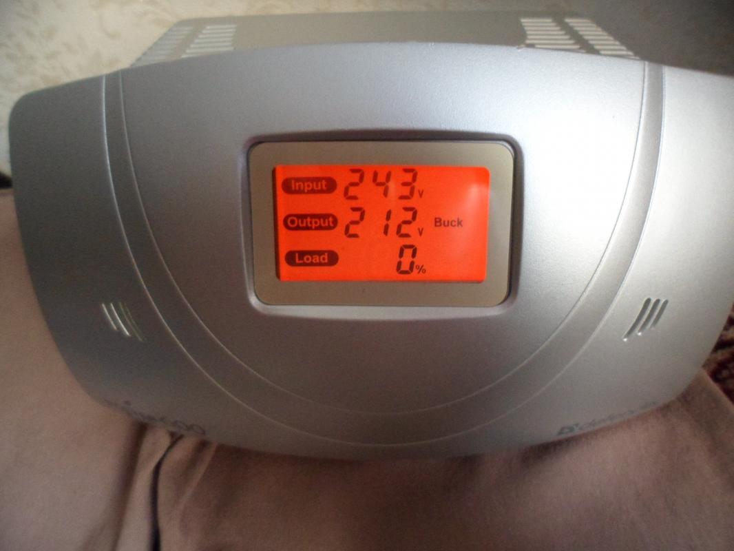 Стабилизатор напряжения Defender AVR iPOWER 600VA. - Новотроицк