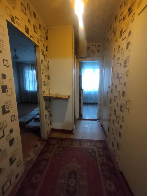Продаётся уютная однокомнатная квартира площадью 33.4 квадратных метра на восьмом этаже девятиэтажно - Новотроицк