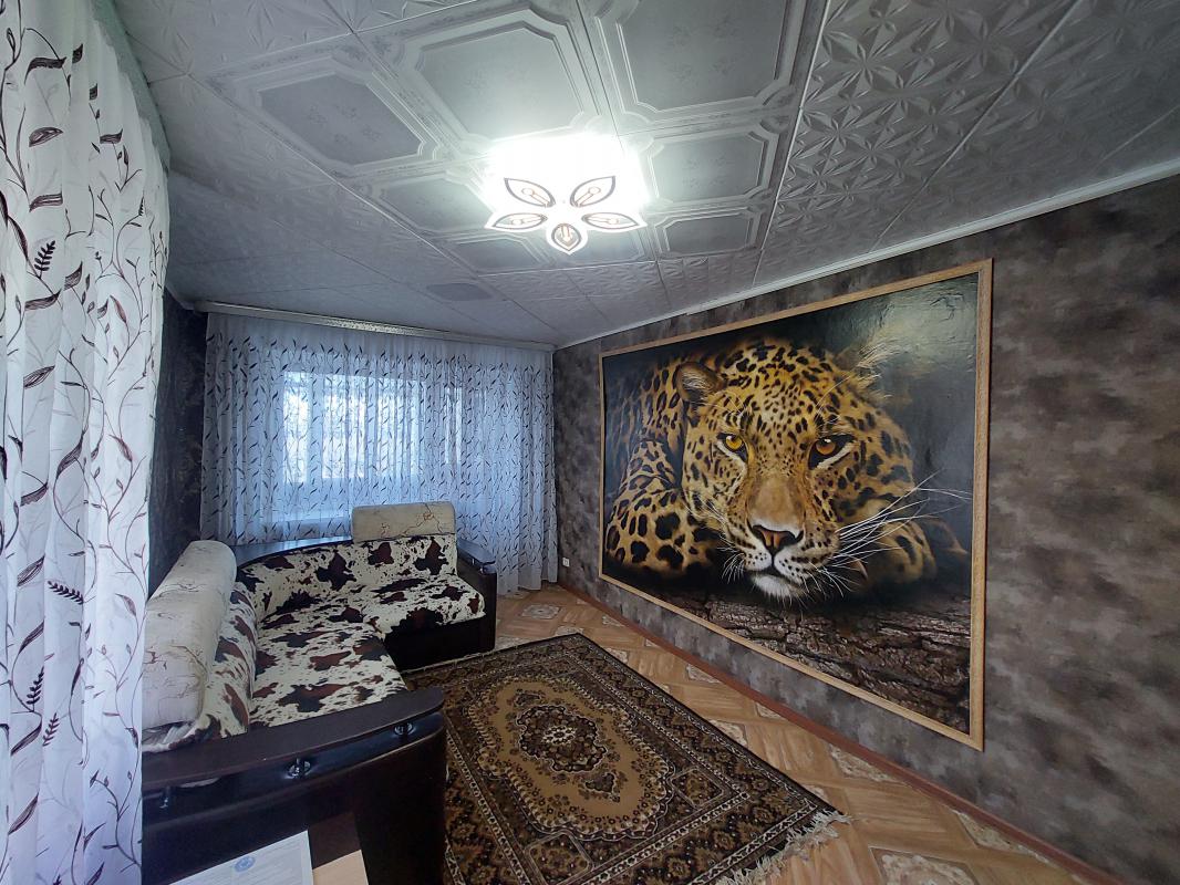 Продам 2- комнатную квартиру по ул. - Новотроицк