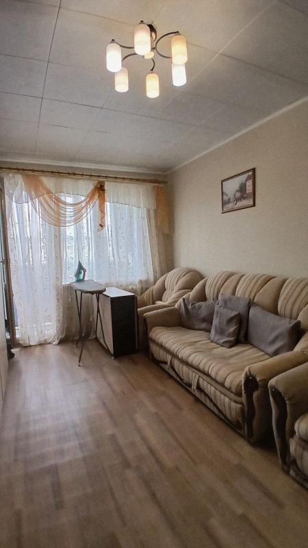Продается однокомнатная квартира   по адресу г. - Новотроицк