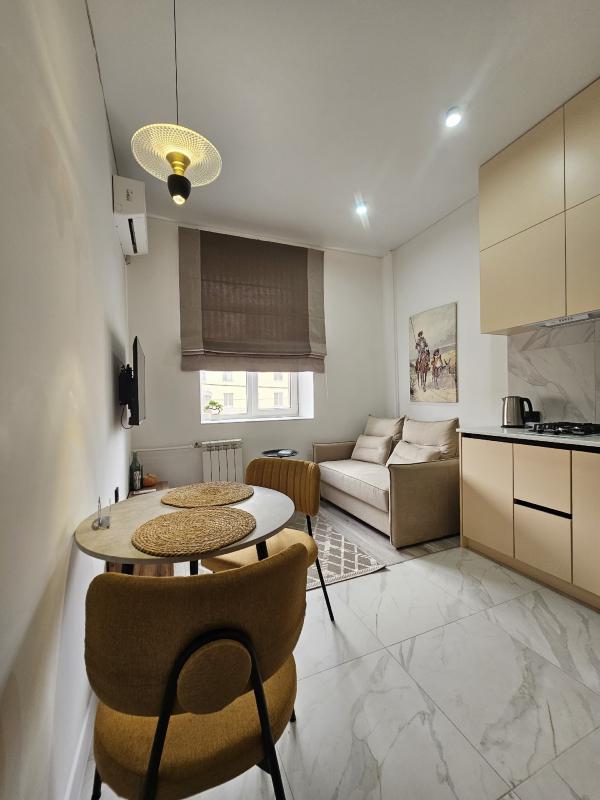 ПРОДАЕТСЯ СУПЕР КВАРТИРА В НОВОТРОИЦКЕ
Готовая КВАРТИРА "под ключ"! - Новотроицк