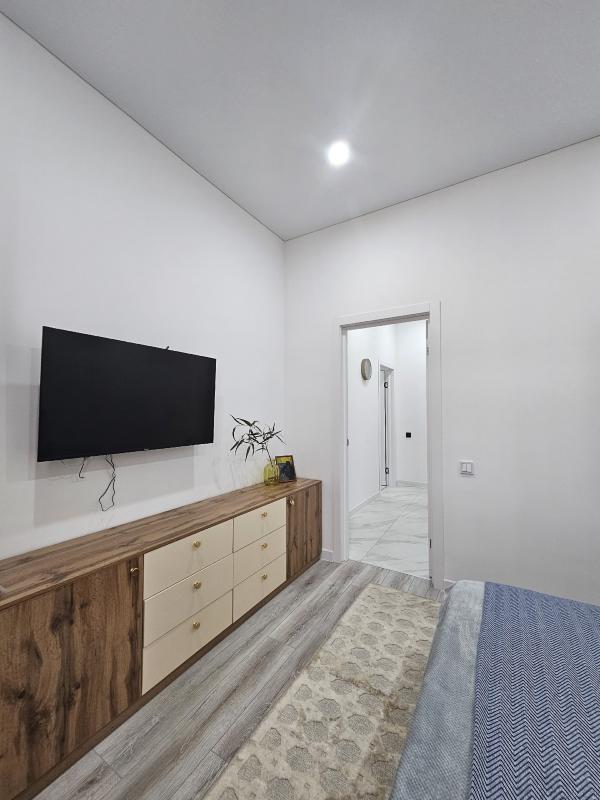 ПРОДАЕТСЯ СУПЕР КВАРТИРА В НОВОТРОИЦКЕ
Готовая КВАРТИРА "под ключ"! - Новотроицк