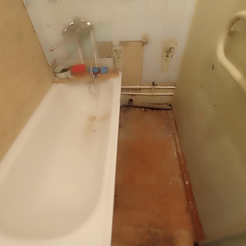 Продаю 3х комнатную в кирпичном доме на 2 этаже, район Дино пиццы, Все рядом, уютная квартира в кото - Новотроицк