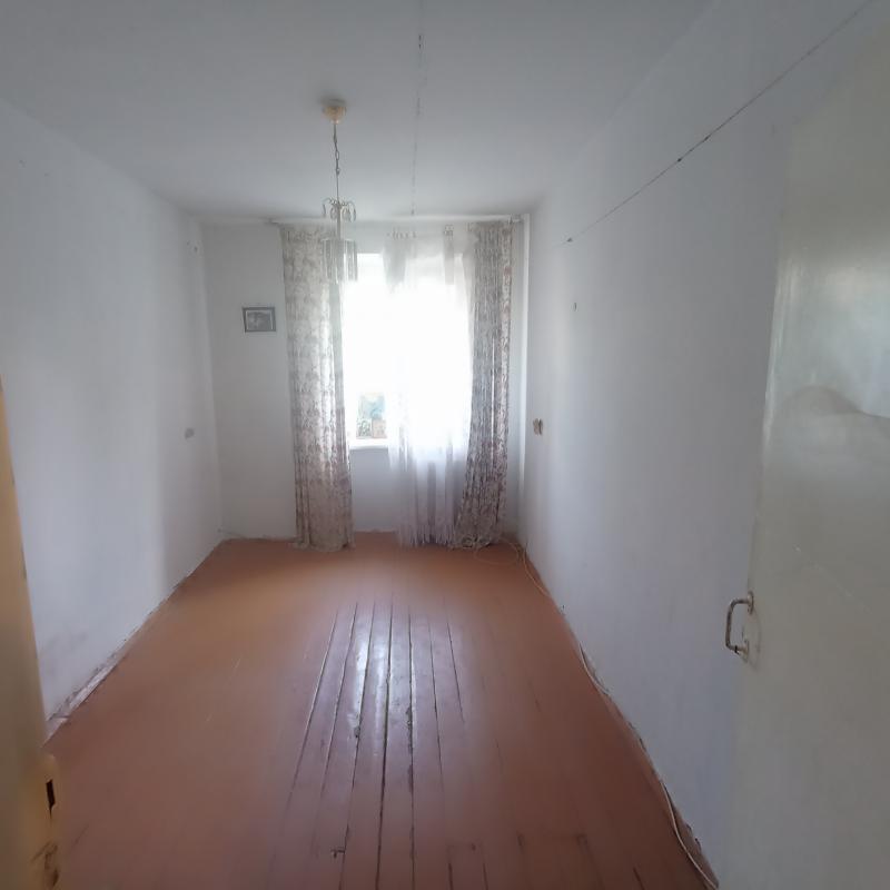 Продаю 3х комнатную в кирпичном доме на 2 этаже, район Дино пиццы, Все рядом, уютная квартира в кото - Новотроицк