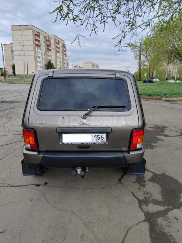 Нива 21214 Урбан с кондиционером, постановка на учёт 20016 год, подогрев сидений, музыка, сигнализац - Новотроицк