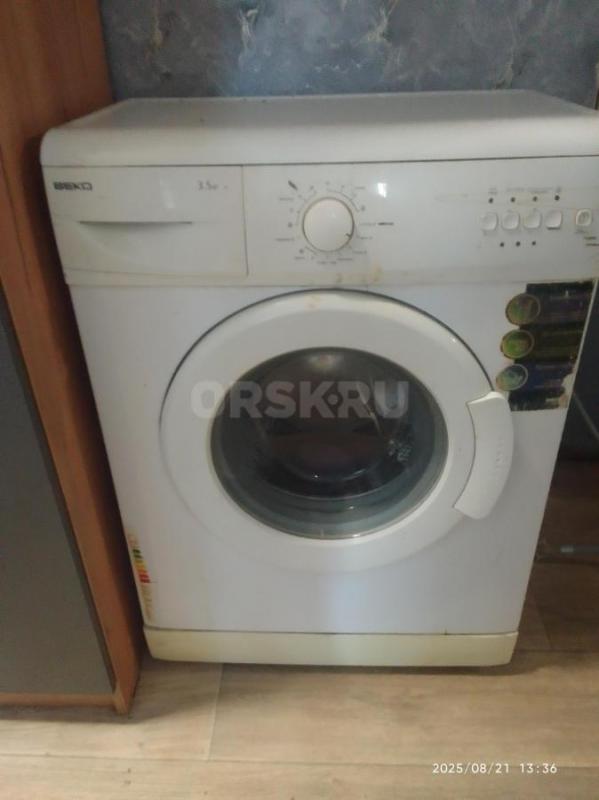 Продам стиральную машину Beko на 3,5 килограмма размер 60/35/80, 4.500 торг котел водонагреватель на - Орск