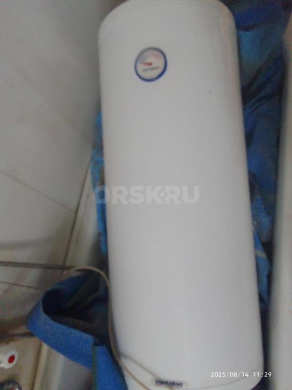 Продам стиральную машину Beko на 3,5 килограмма размер 60/35/80, 4.500 торг котел водонагреватель на - Орск