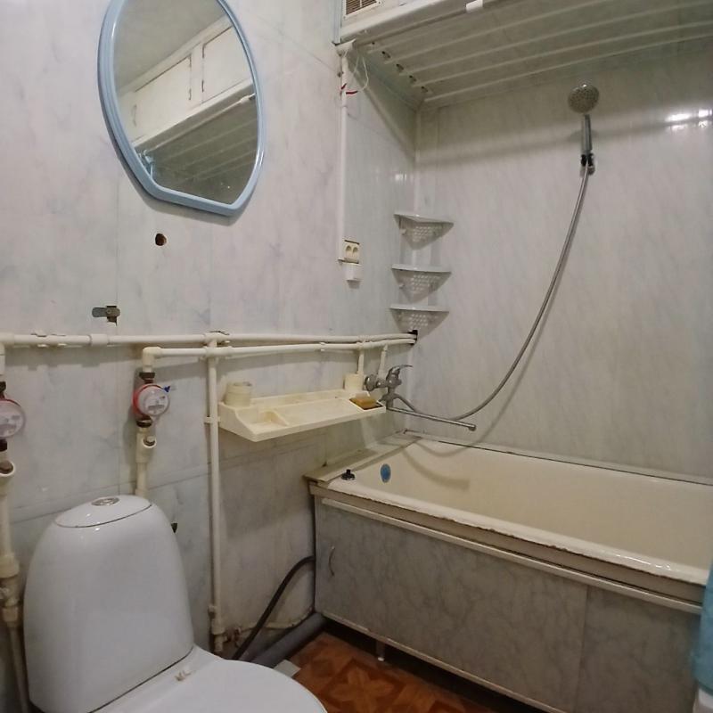 Продаётся трехкомнатная  квартира по адресу г. - Новотроицк