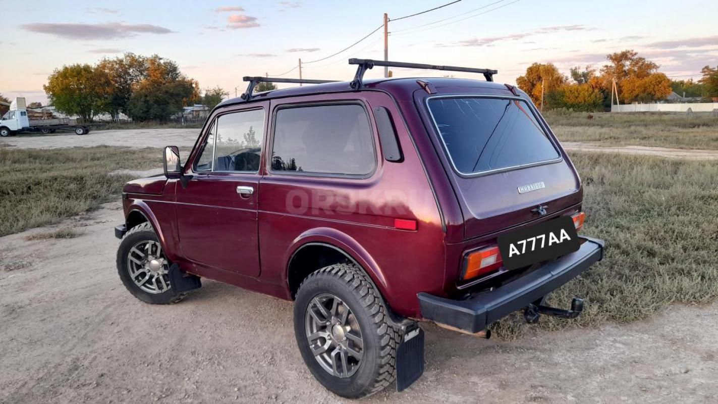 Продам Ниву 84 года
Новая резина на 16м литье
Диодная оптика
Багажник 
Новая панель,  ковролин, - Орск