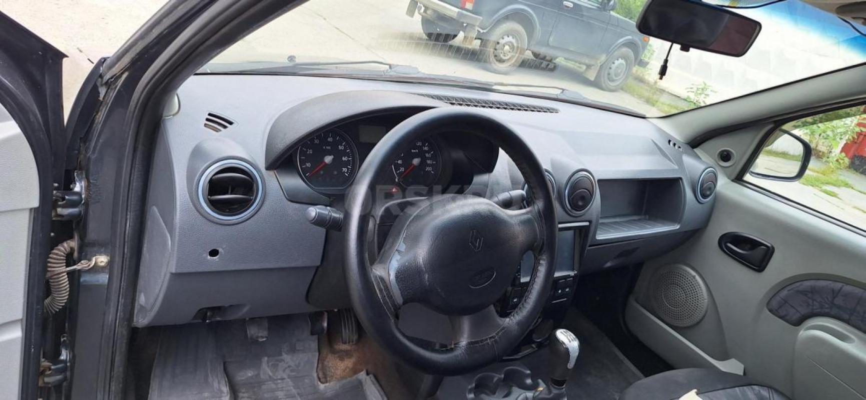Продам Renault Logan 2006 Двигатель 1,6 86 л.с - Орск