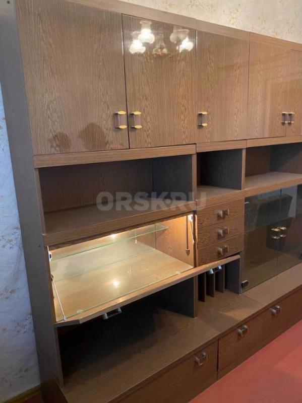 Кухонный гарнитур, стенка + тумба + стол, диван + два кресла + стулья. - Орск