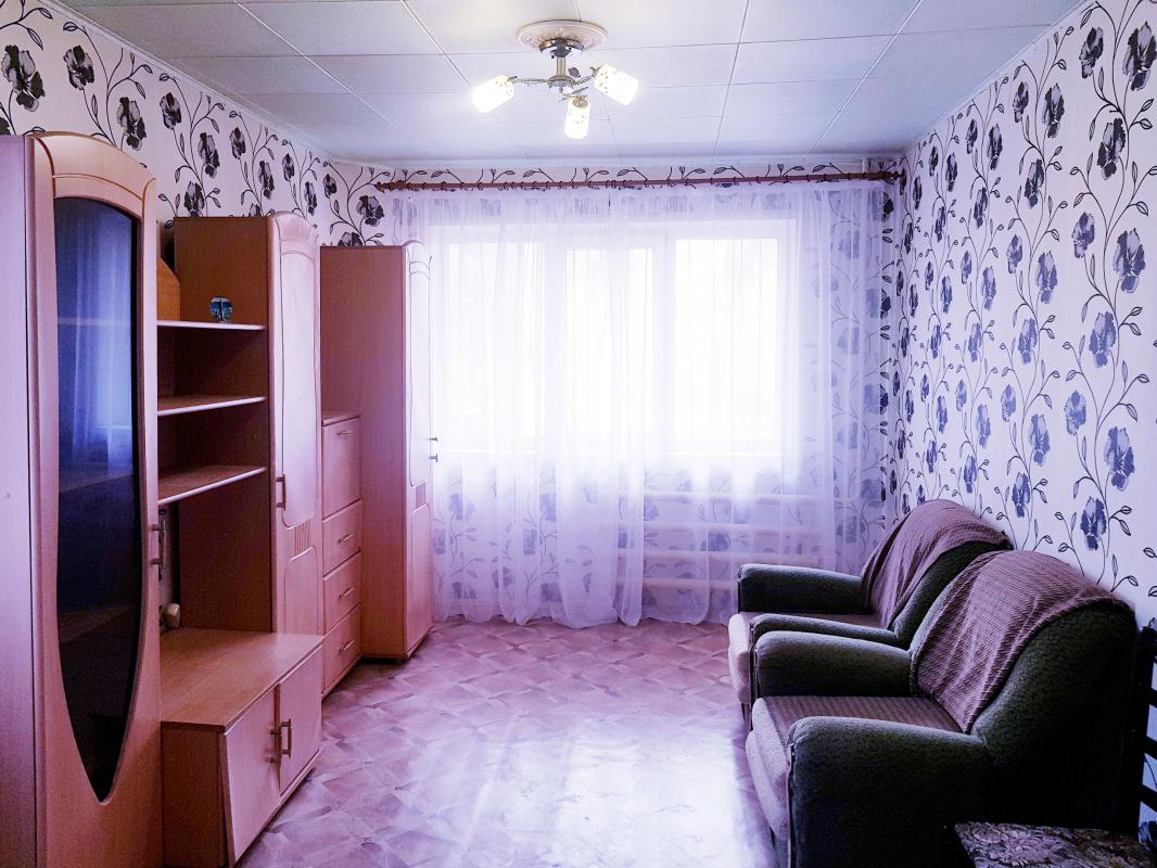 Продается 2х-комнатная квартира в центре города недалеко от остановки "Марии Корецкой" (дв - Новотроицк