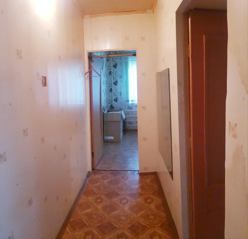 Продается 2х-комнатная квартира в центре города недалеко от остановки "Марии Корецкой" (дв - Новотроицк