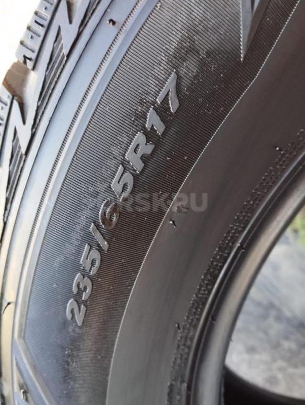 Продам зимнюю резину Нексен(Корея) 235/65/R17. - Гай