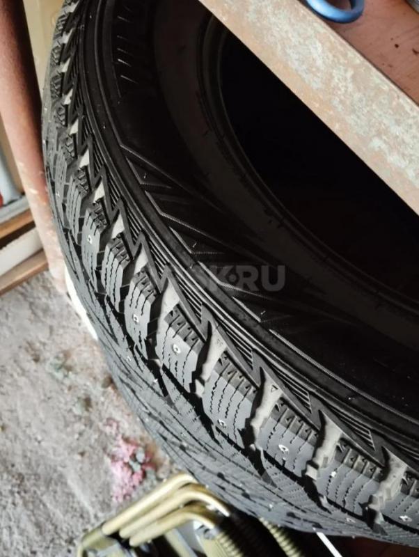 Продам зимнюю резину Нексен(Корея) 235/65/R17. - Гай