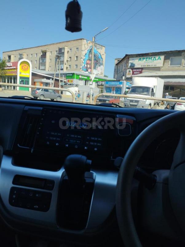 Продам хонда н-вгн 18 года, отличное состояние, резина зима лето, возможен обмен с вашей доплатой 86 - Орск