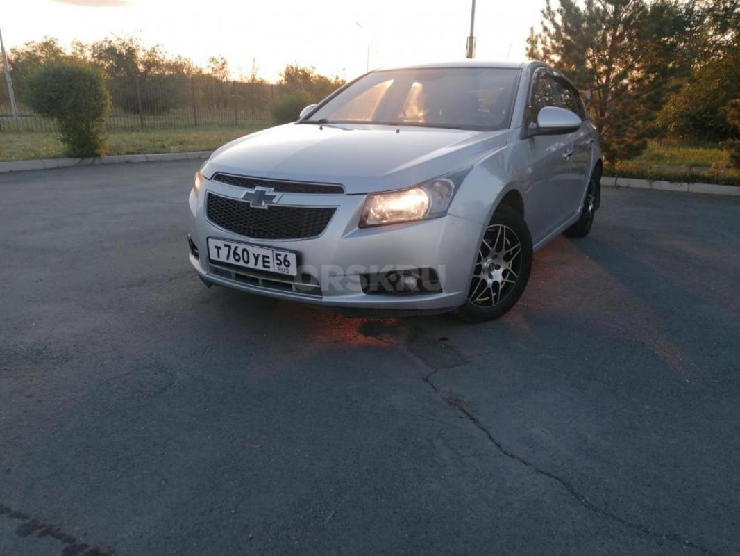 Продам Chevrolet Cruze в отличном состоянии полностью обслужен. - Орск