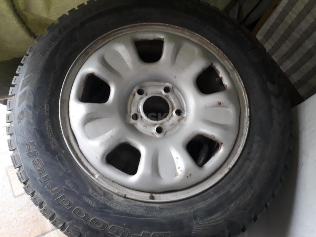 Зимние колеса в сборе Bf Goodrich  215/65 R16 в хорошем состоянии, на оригинальных дисках от Renault - Орск