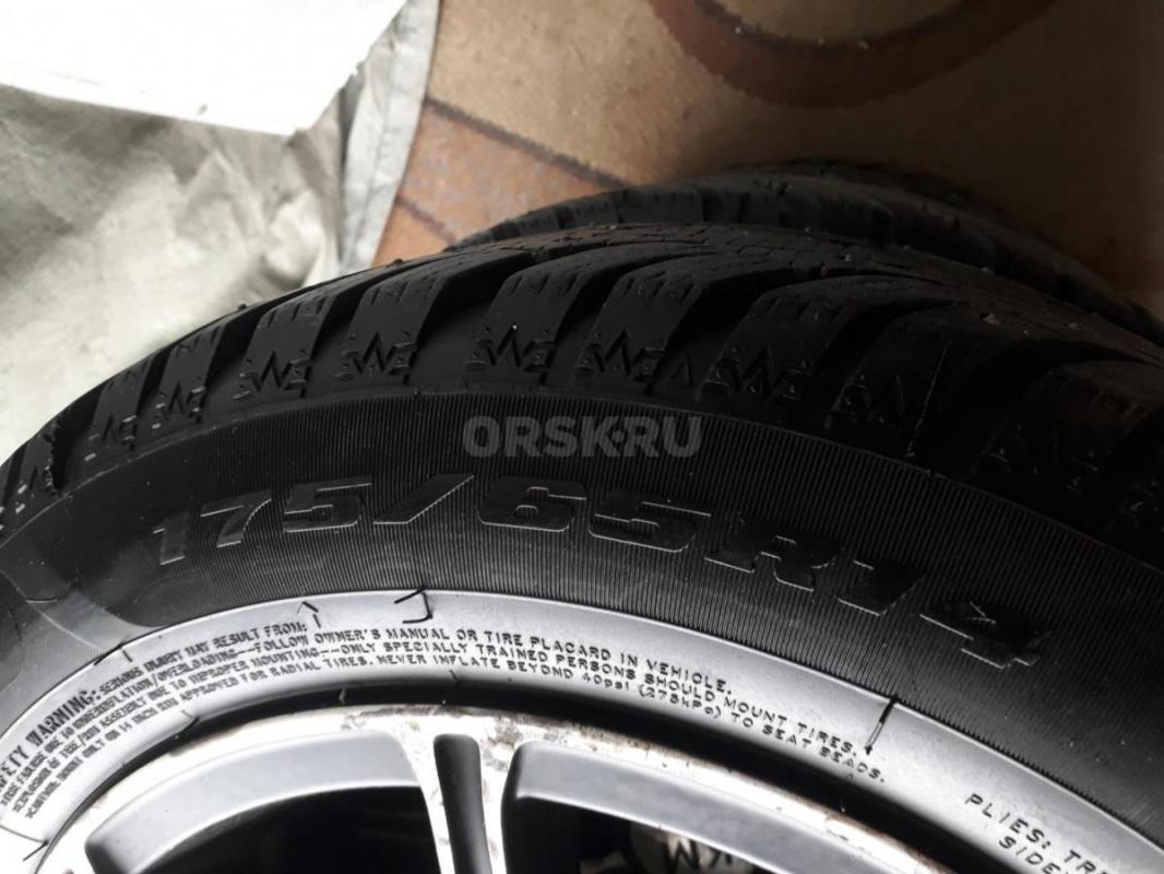 Комплект зимних колес в сборе  Royal Black Stud  175/65 R14 на литых дисках от ВАЗ, резина эксплуата - Орск