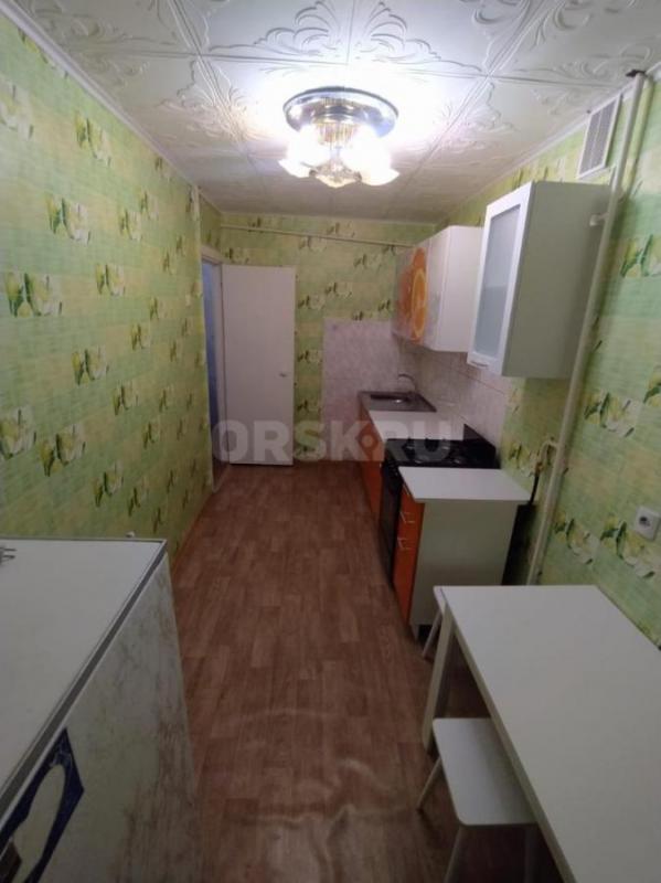 Сдам однокомнатную квартиру на длительный срок,не менее 6 мес,без животных!. - Орск