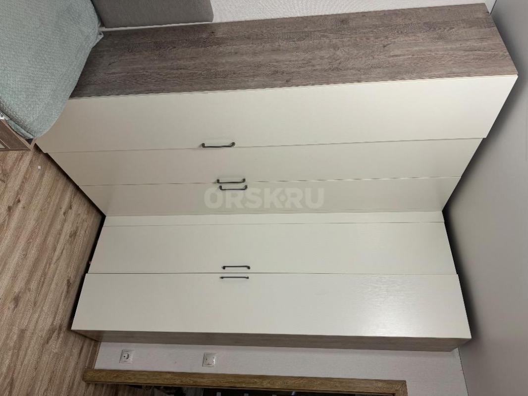 Продам трехкомнатную квартиру в городе Гай,ул. - Гай
