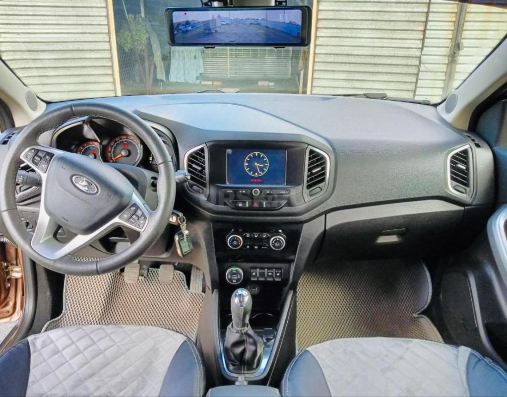 Продаётся LADA XRAY Cross, 1,8 МТ в отличном состоянии. - Гай