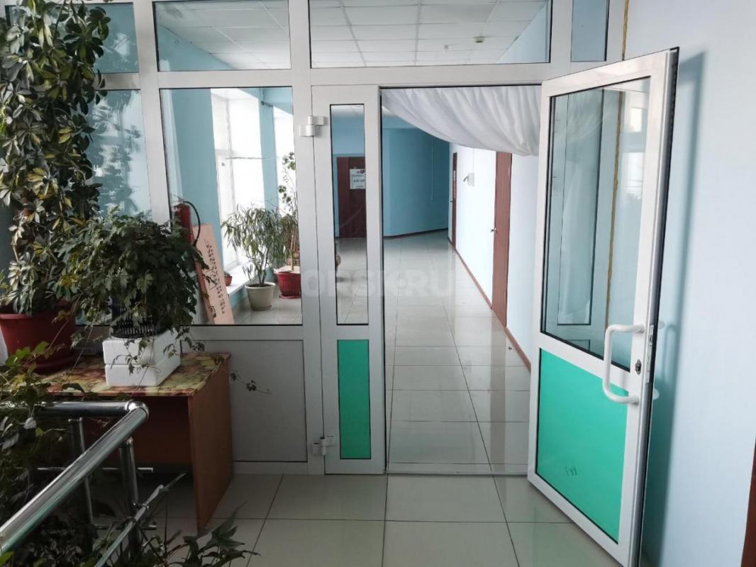 продам здание 863м. - Орск