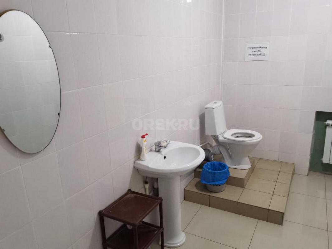 продам здание 863м. - Орск