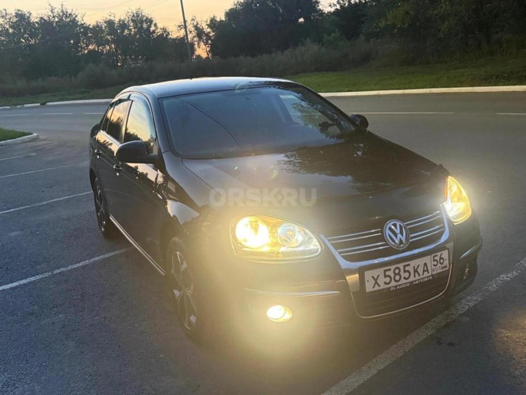 Продам ухоженный автомобиль Volkswagen Jetta 5 2010 года выпуска. 1.6 двигатель,102 л.с,Родной пробе - Гай