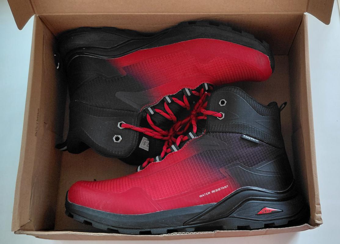 Кроссовки утеплённые защита от воды,можно носить зимой,весной,осенью в грязь. - Гай