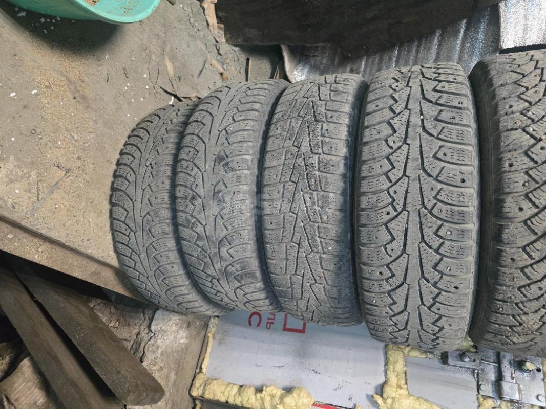 Колеса в сборе два комплекта
R15 185/65 на штампованных дисках,разболтовка 4х100 резина Nokian 5
R - Орск