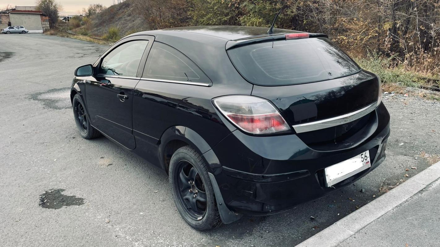 Продается Opel Astra купе, 2006 года

Состояние отличное,

обслуживание проводилось вовремя, - Новотроицк