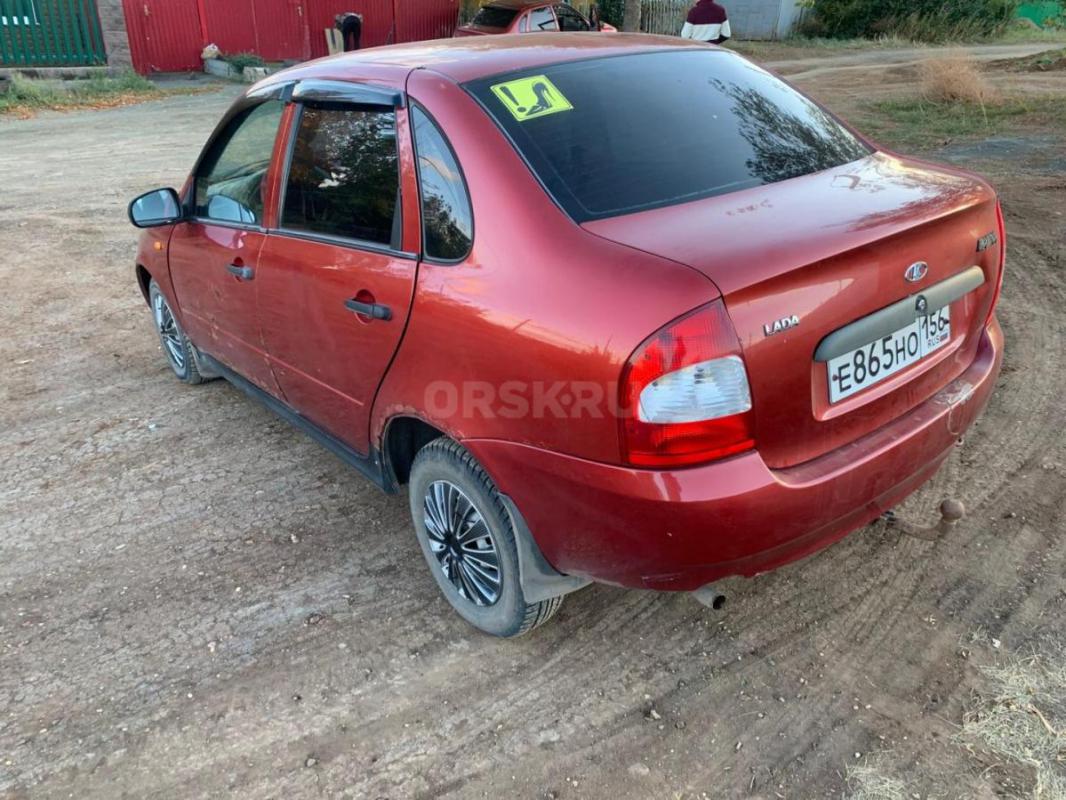 Lada Kalina в хорошем состоянии

Цвет красный  металлик.( калина)
Мотор 1.6 (была капиталка-20 00 - Орск